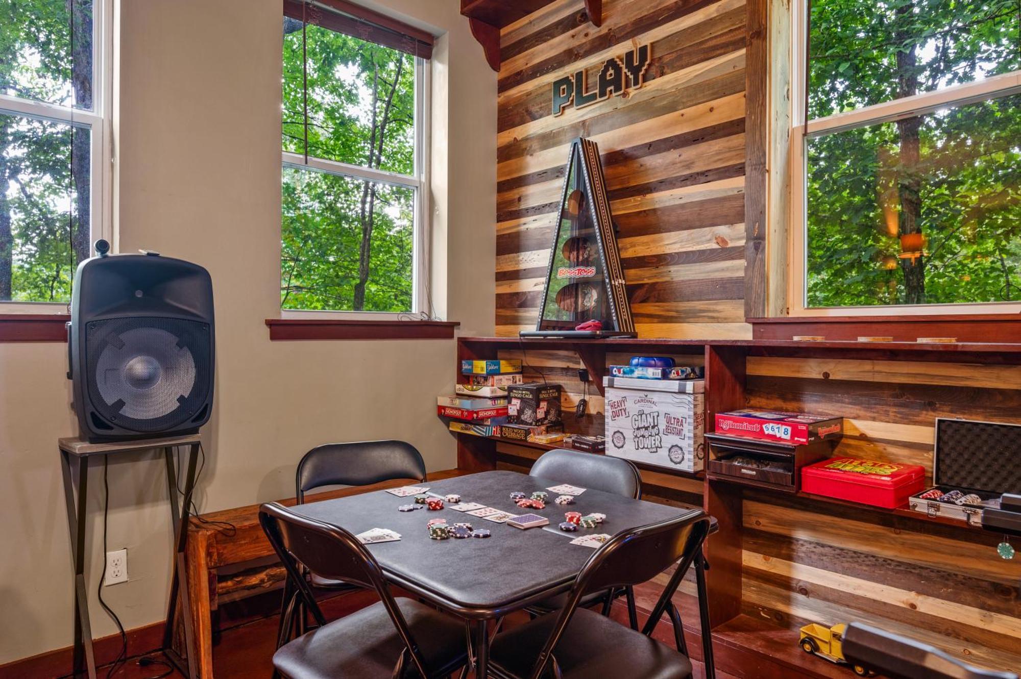 Beautiful Chalet With Fireplace And Large Game Room Gatlinburg Extérieur photo