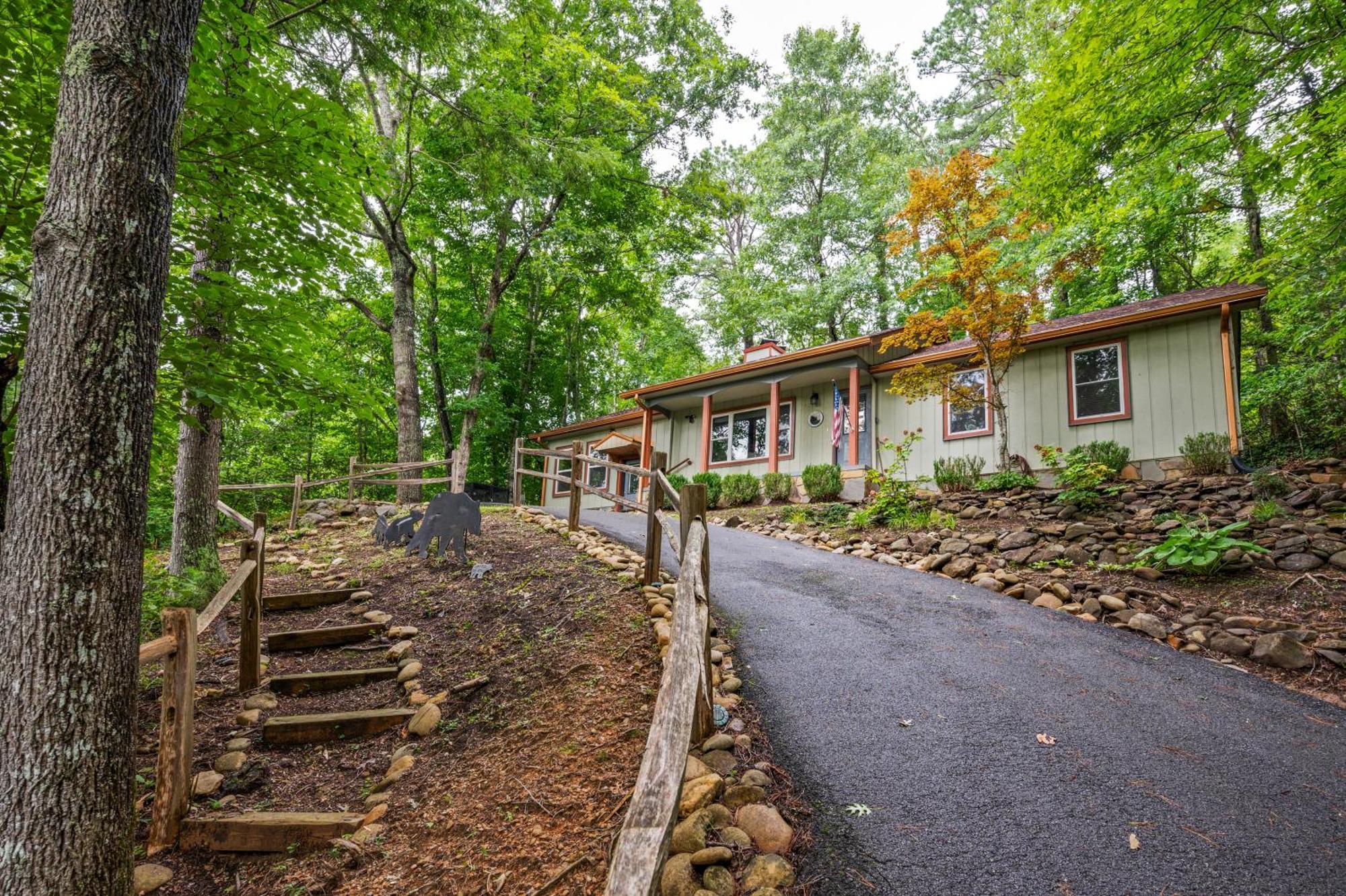 Beautiful Chalet With Fireplace And Large Game Room Gatlinburg Extérieur photo