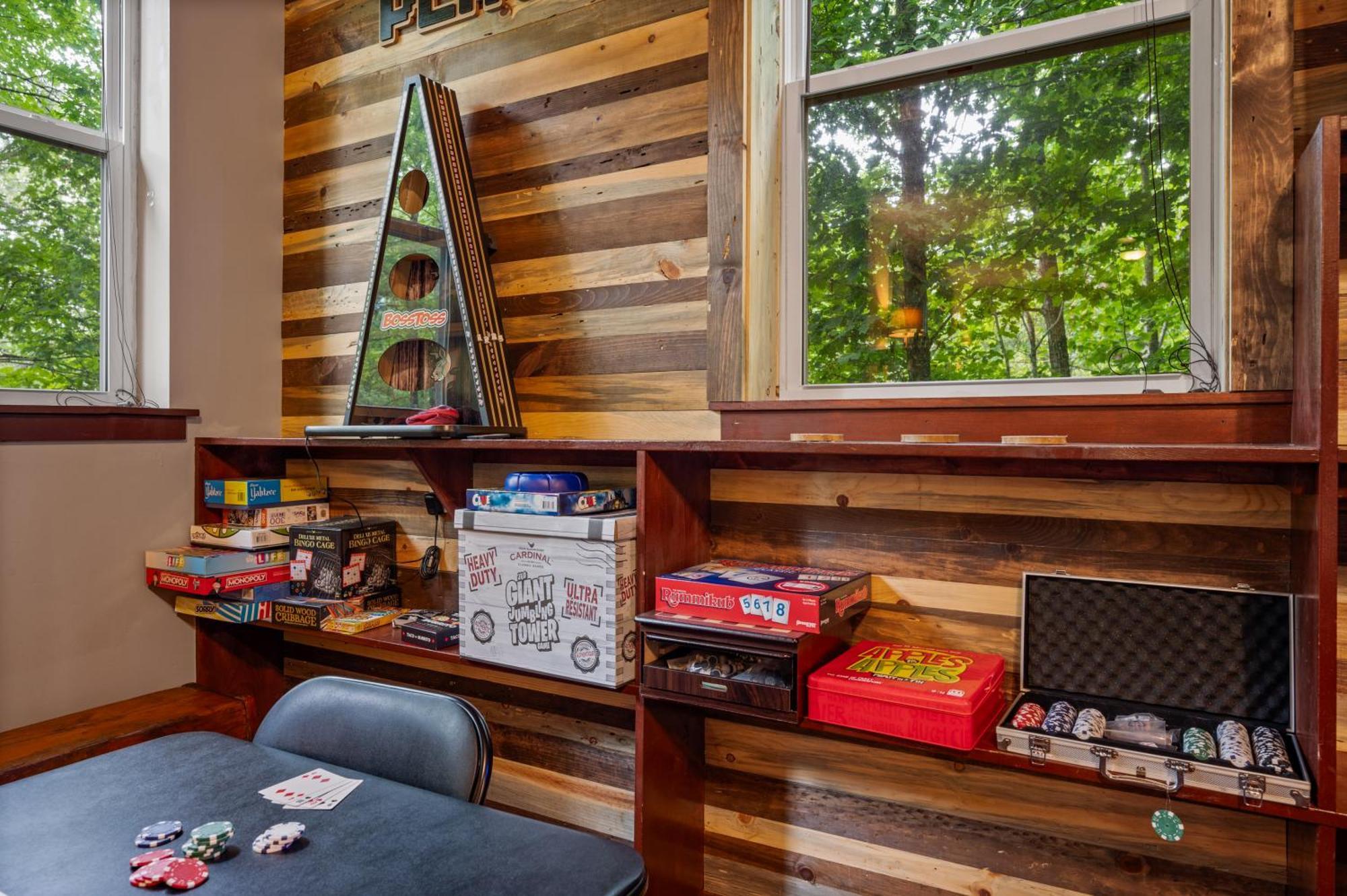 Beautiful Chalet With Fireplace And Large Game Room Gatlinburg Extérieur photo