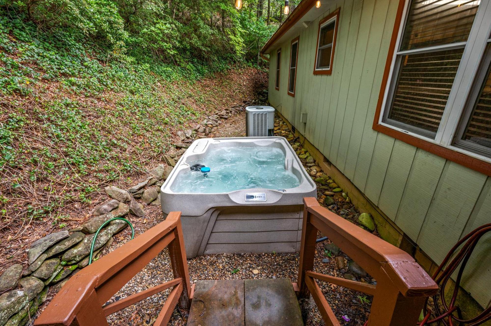 Beautiful Chalet With Fireplace And Large Game Room Gatlinburg Extérieur photo