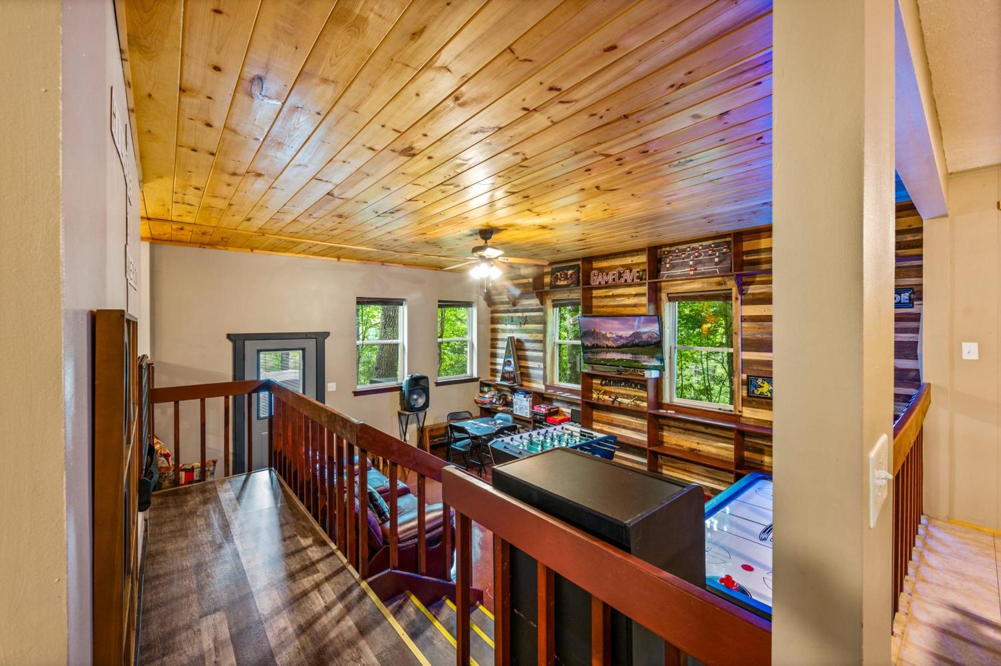Beautiful Chalet With Fireplace And Large Game Room Gatlinburg Extérieur photo